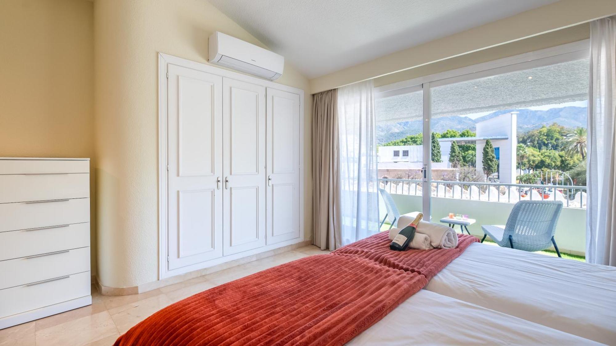 Penthouse Boutique Suite Marbella Exterior photo