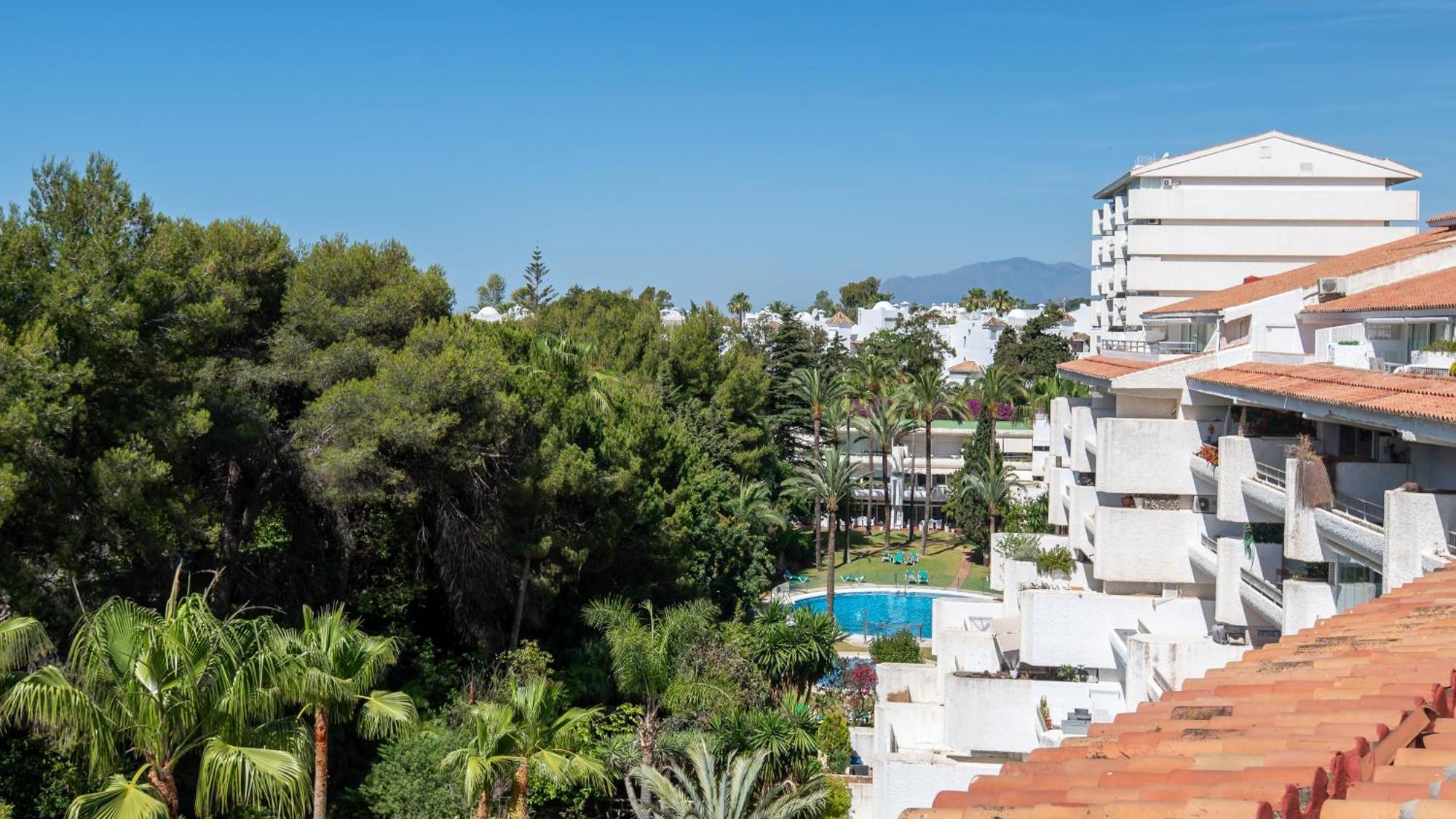 Penthouse Boutique Suite Marbella Exterior photo