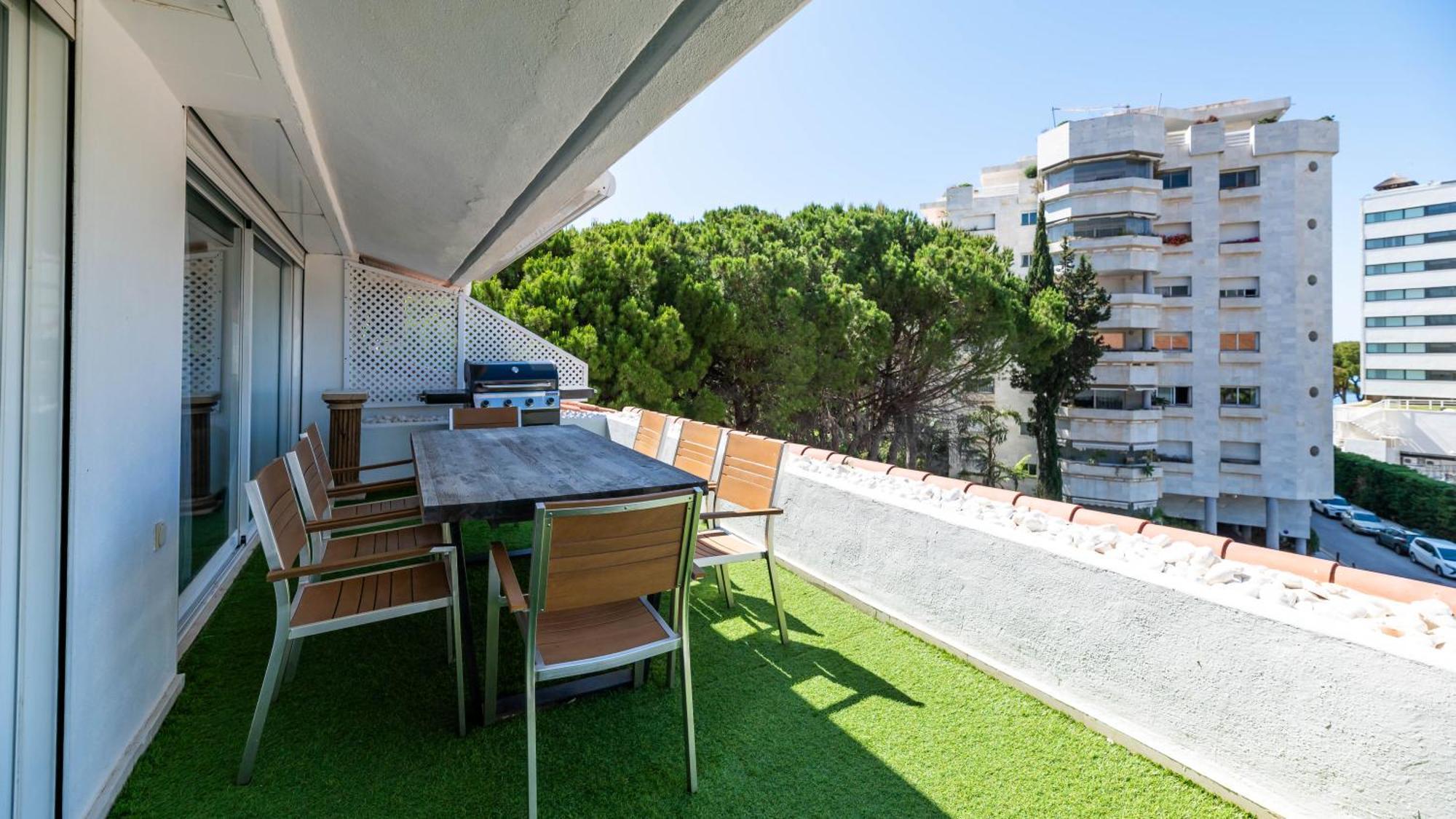 Penthouse Boutique Suite Marbella Exterior photo
